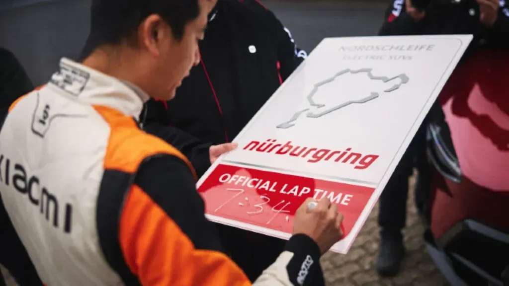 Xiaomi YU7 GT batte Audi RS Q8 al Nürburgring | Elettronauti.it