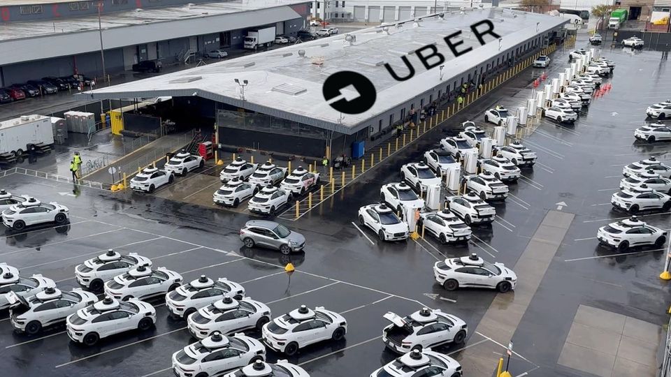 A Waymo 5,6 miliardi di dollari per espandere i robotaxi in nuove città nel 2025