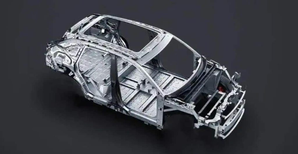 Il SUV elettrico leggero in alluminio eQ7 di Chery Auto esce dalle linee di produzione | Elettronauti.it