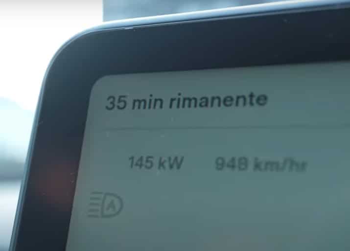 TESLA MODEL Y RWD in AUTOSTRADA a 130km/h… | Elettronauti.it