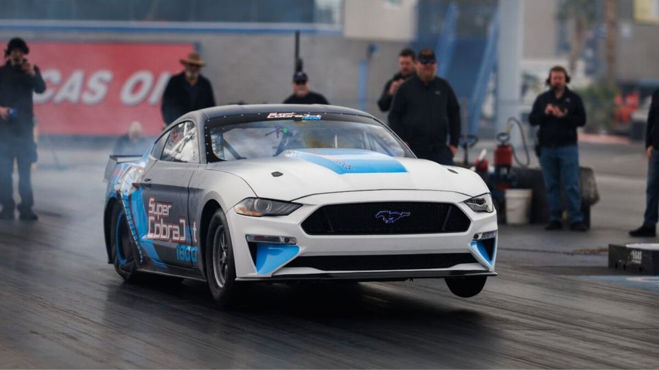 Ford mostra il dragster elettrico con più di 1800 CV