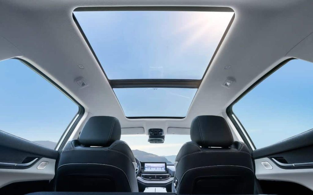 Il SUV elettrico leggero in alluminio eQ7 di Chery Auto esce dalle linee di produzione | Elettronauti.it