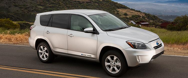 Toyota Rav4 EV creato in collaborazione con Tesla | Elettronauti.it