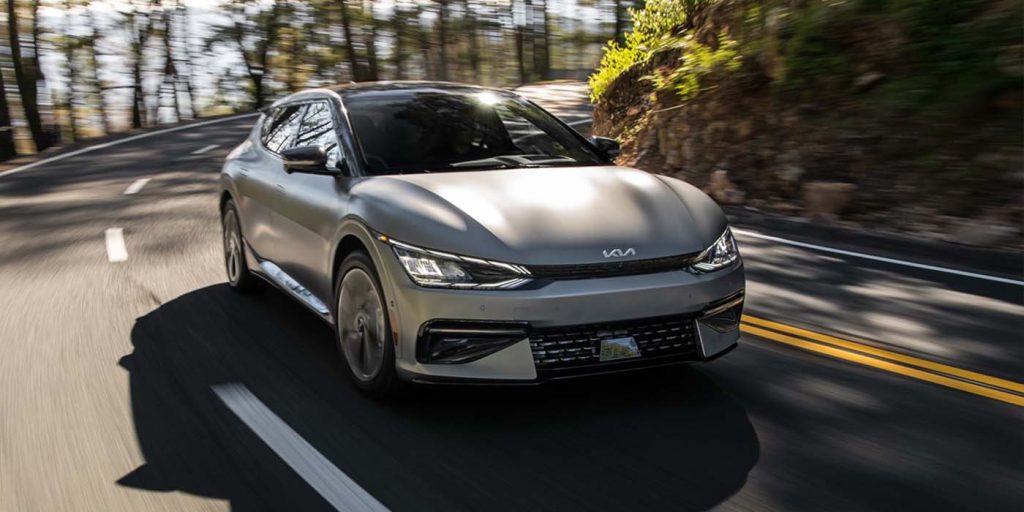 La Kia EV6 è stata avvistata con un nuovo ed entusiasmante facelift e sono stati rivelati aggiornamenti del design | Elettronauti.itFon