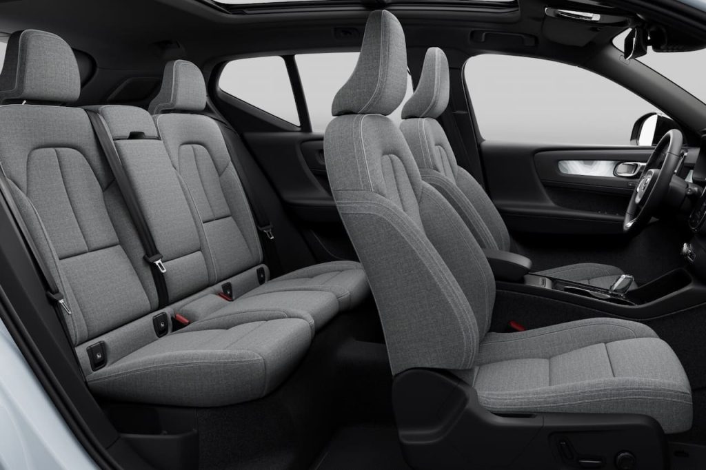 2024 volvo xc40 recharge interni | Elettronauti.it