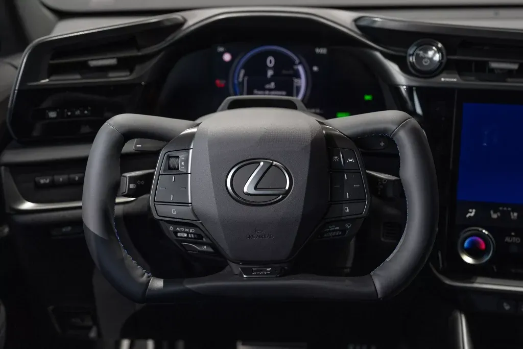 LEXUS RZ 2025 | Elettronauti.it