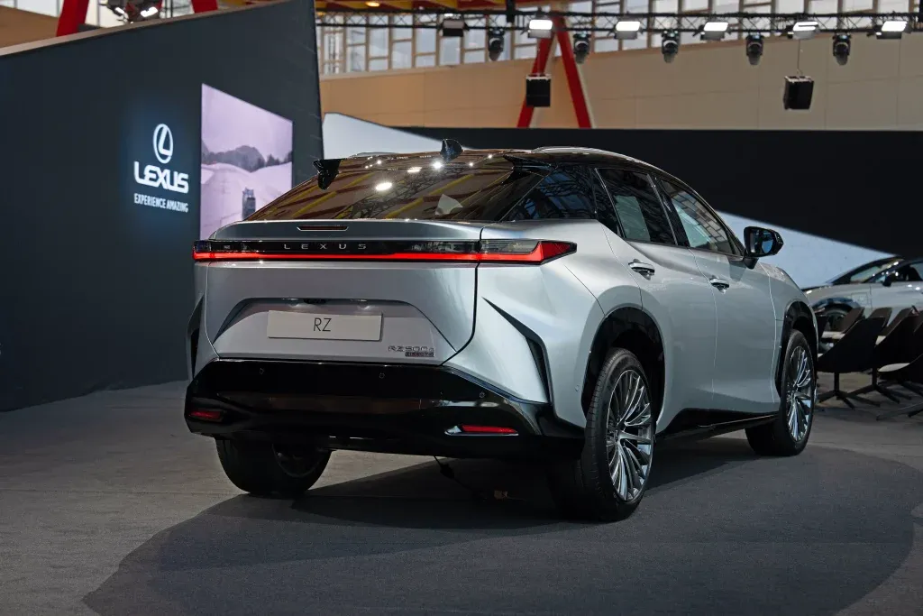LEXUS RZ 2025 | Elettronauti.it
