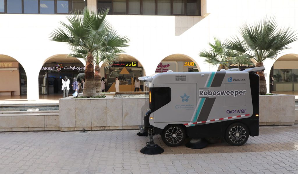 WeRide porta i robotaxi in Arabia Saudita: avviati i test e primi servizi commerciali nel 2025 | Elettronauti.it