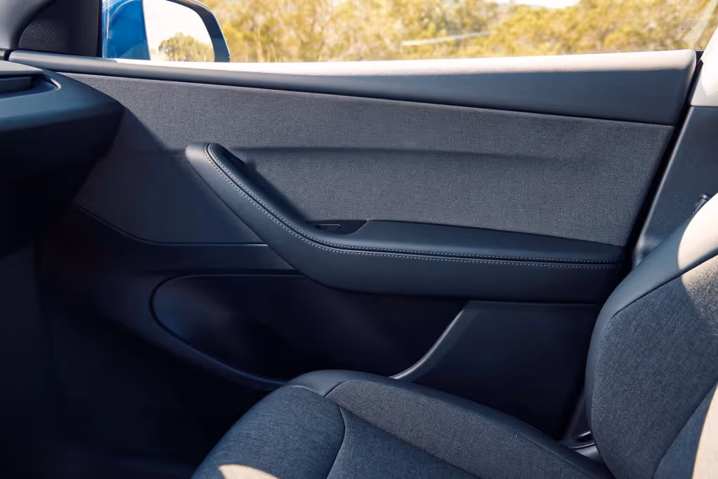 Tesla model Y standard 2026 - interni | Elettronauti.it