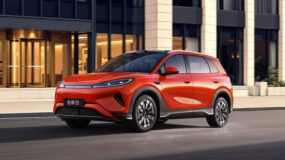 BYD Sealion 05 EV: SUV elettrico ha debuttato il 25 marzo