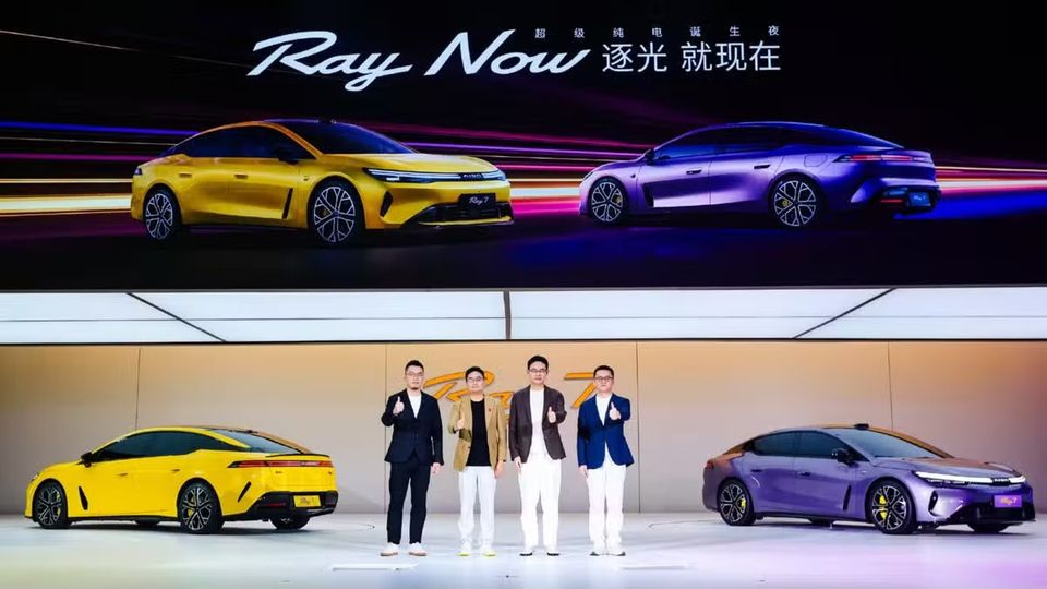 GAC Aion Ray 7, sedan elettrico con Huawei