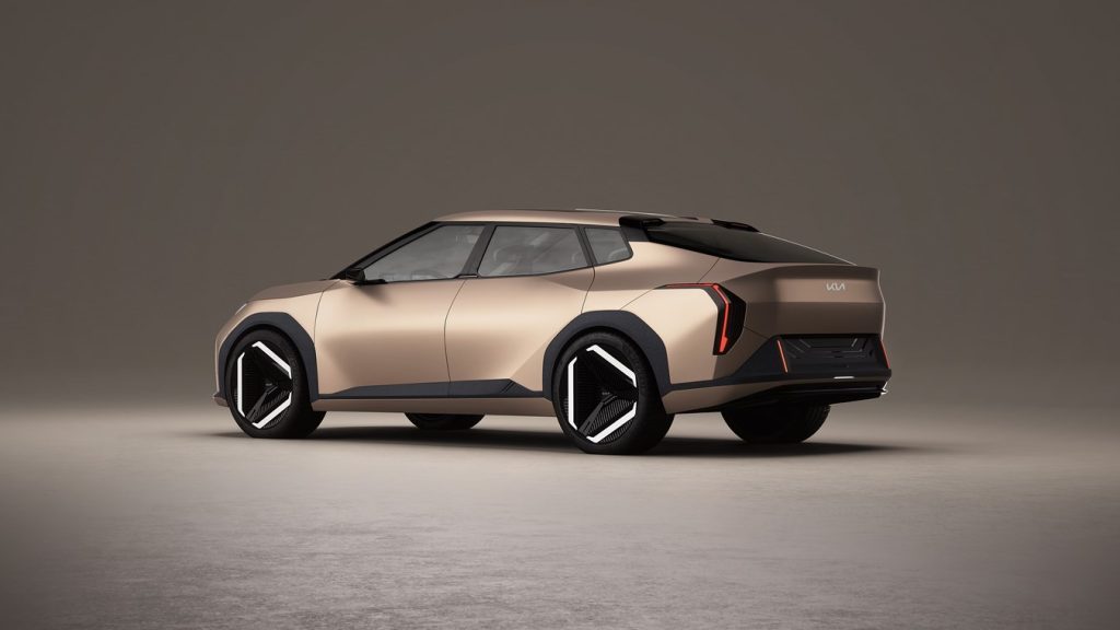 EV4 - KIA per la prima volta svela  il nuovo elegante EV a basso costo  | Elettronauti.it