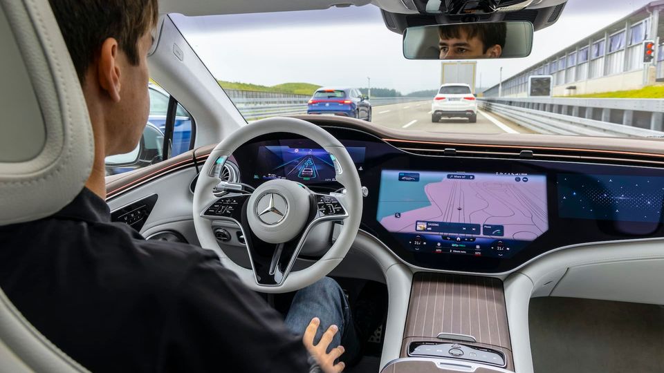 Guida autonoma e codice della strada