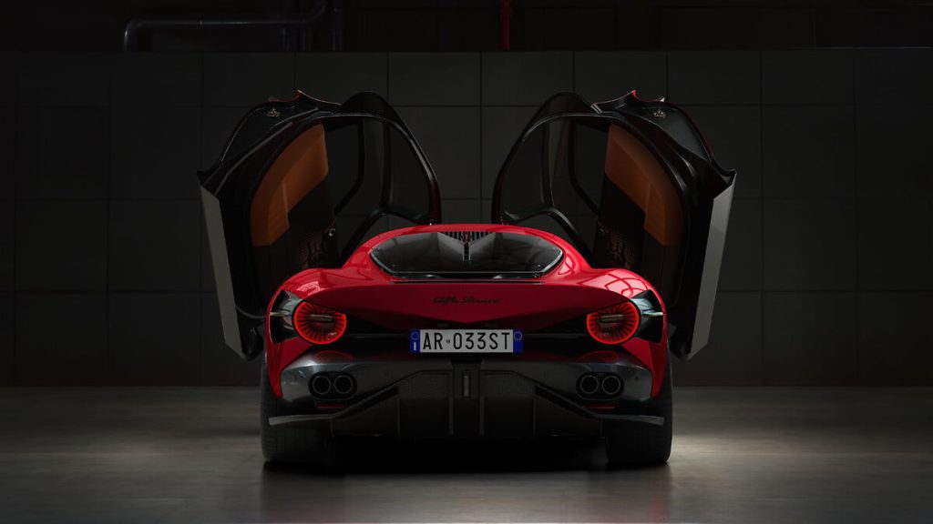 Alfa Romeo svela la supercar 33 Stradale che va da 0 a 100 in meno di 3 secondi, ma buona fortuna nell'ottenerla | Elettronauti.it