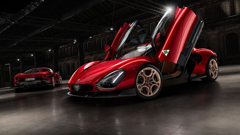 Alfa Romeo svela la supercar 33 Stradale che va da 0 a 100 in meno di 3 secondi, ma buona fortuna nell'ottenerla