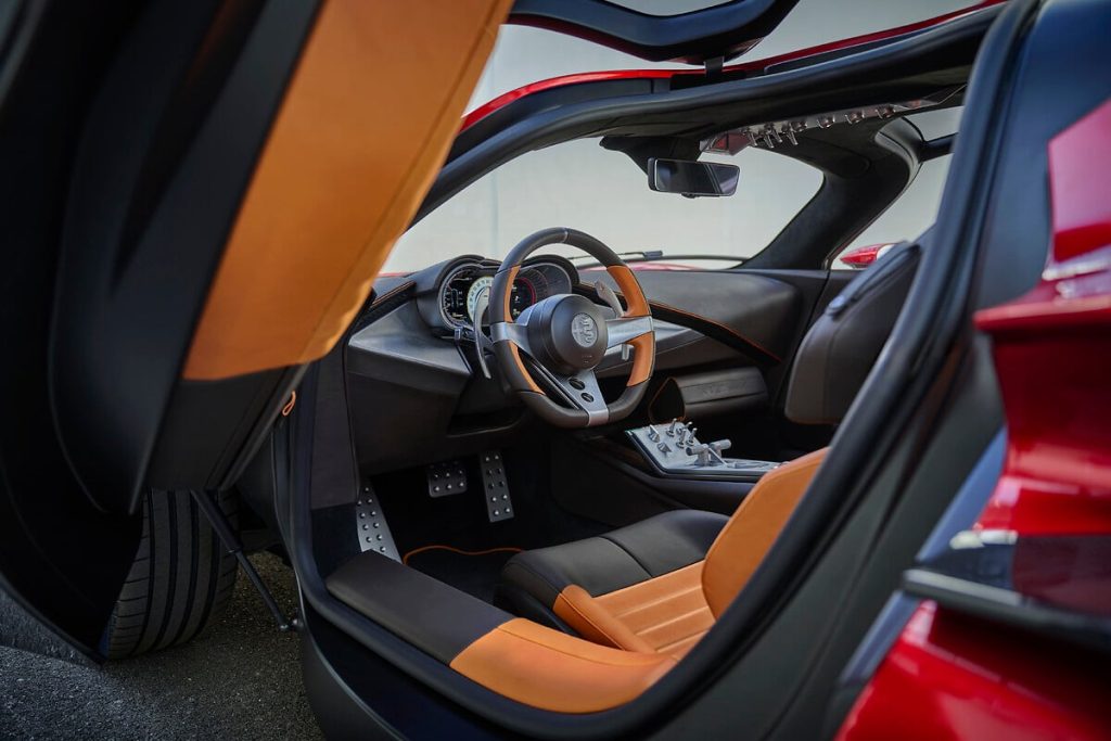 Alfa Romeo svela la supercar 33 Stradale che va da 0 a 100 in meno di 3 secondi, ma buona fortuna nell'ottenerla | Elettronauti.it