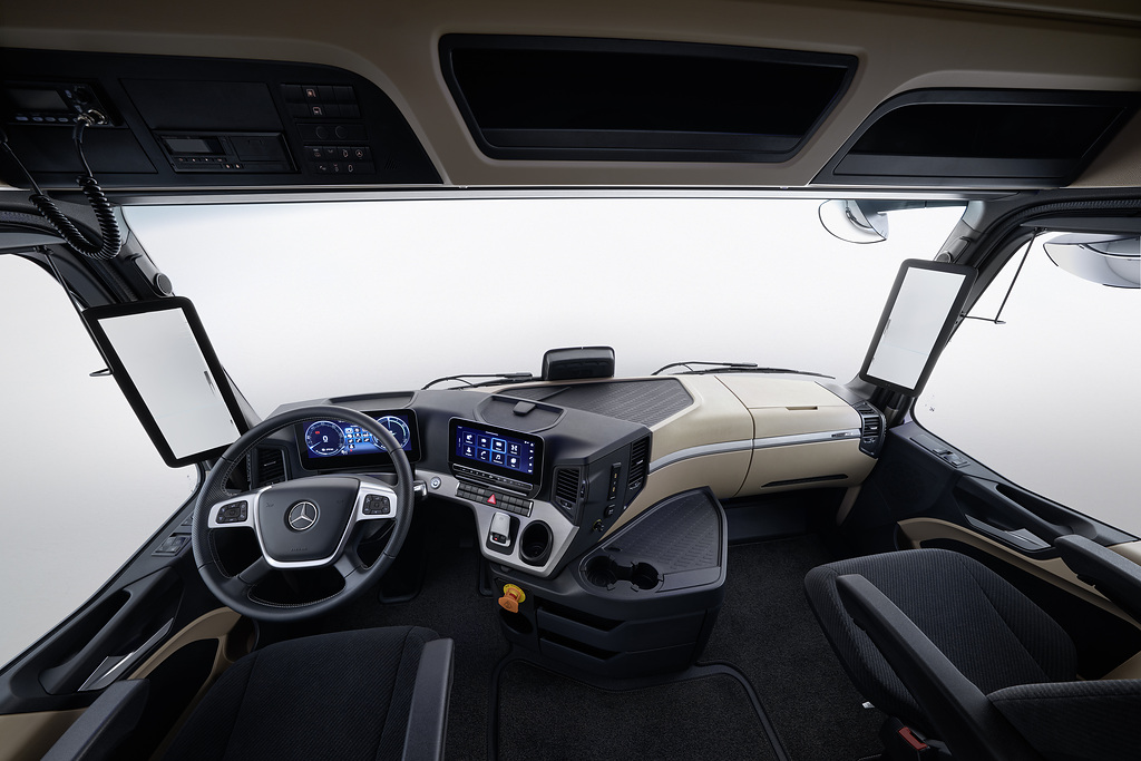 Tutti le informazioni sul Mercedes-Benz eActros 600 | Elettronauti.it
