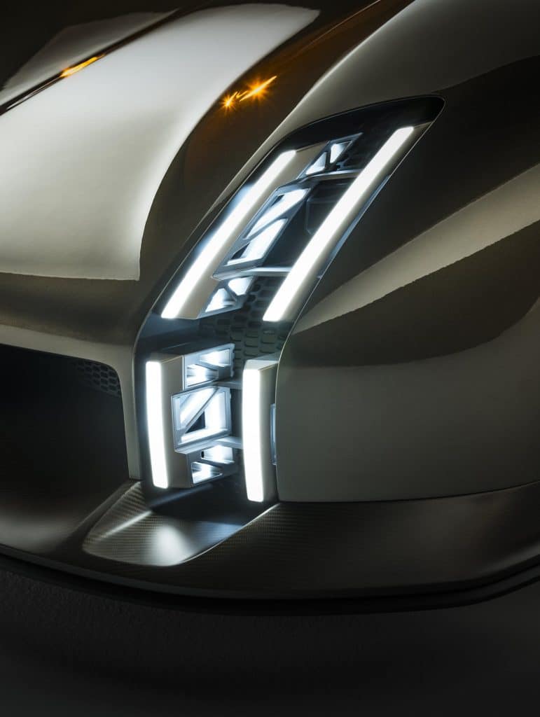 Porsche Mission X fari | Elettronauti.it