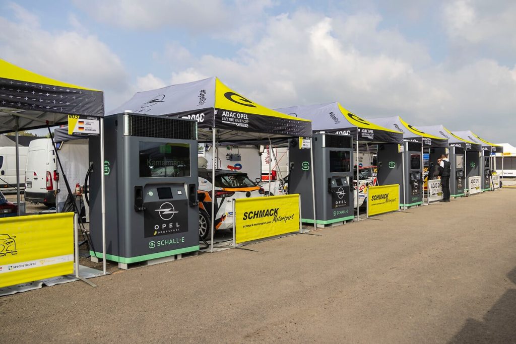 OPEL rivoluziona i rally elettrici con la ricarica mobile rapida e sostenibile di SCHALL-E | Elettronauti.it