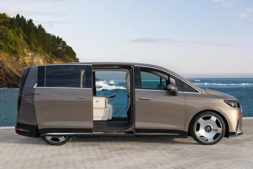 Mercedes-Benz VLE 300: van elettrico da 400 CV | Elettronauti.it