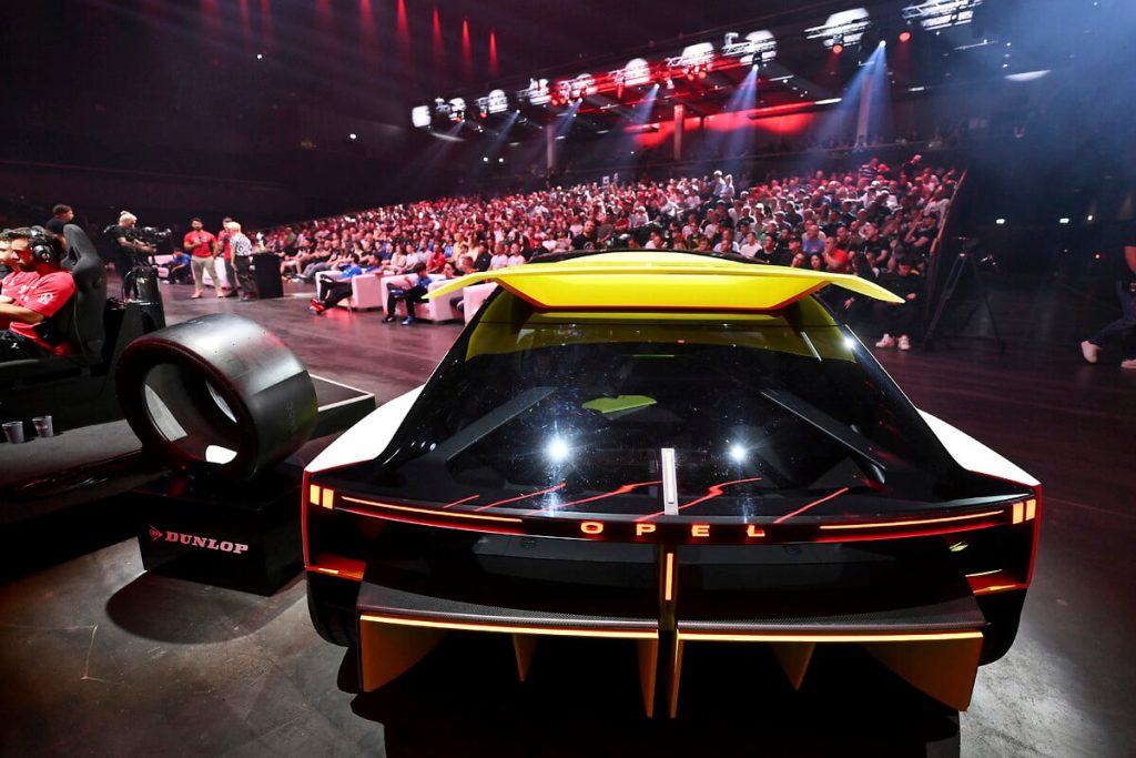Opel Corsa GSE Vision Gran Turismo su Playstation GT7 | Elettronauti.it