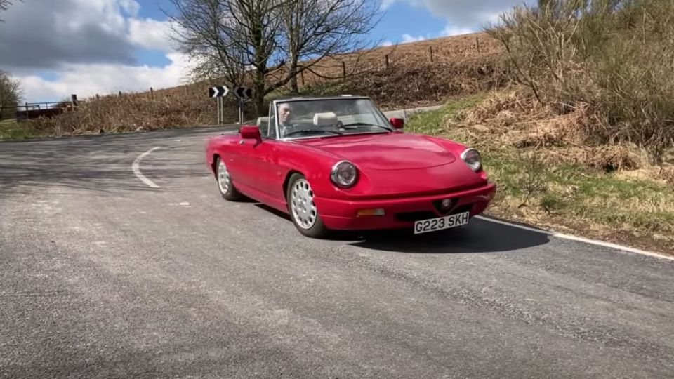 Alfa Romeo Spider Duetto