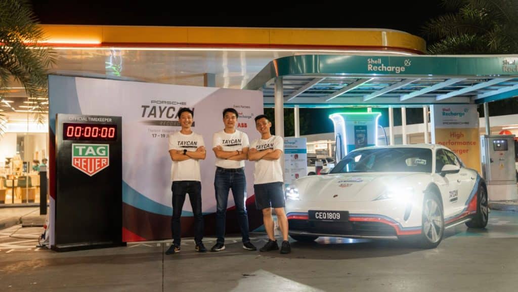 La Porsche Taycan stabilisce un nuovo record EV dopo aver percorso oltre 1.000 miglia in meno di 30 ore | Elettronauti.it
