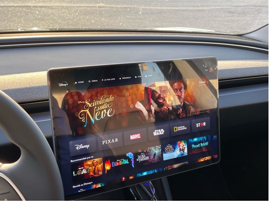 La scelta di passare all’elettrico e le mie prime esperienze di guida con una Tesla Model 3 Highland | Elettronauti.it