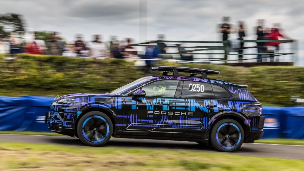Porsche Cayenne Electric: test estremi e record su pista per il nuovo SUV a zero emissioni | Elettronauti.it