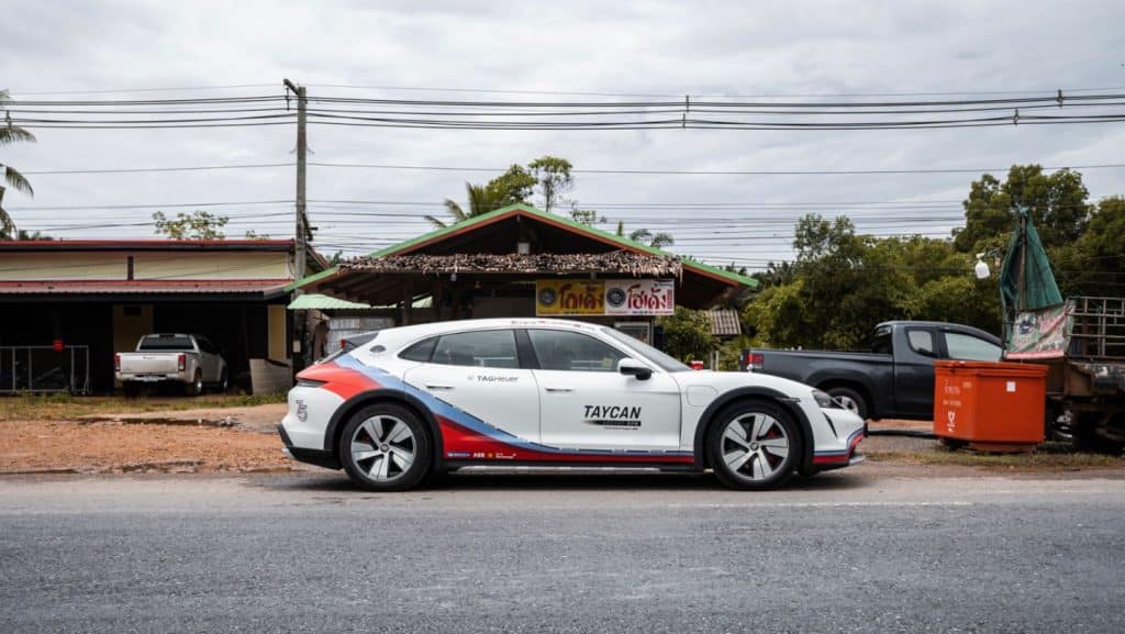 La Porsche Taycan stabilisce un nuovo record EV dopo aver percorso oltre 1.000 miglia in meno di 30 ore | Elettronauti.it