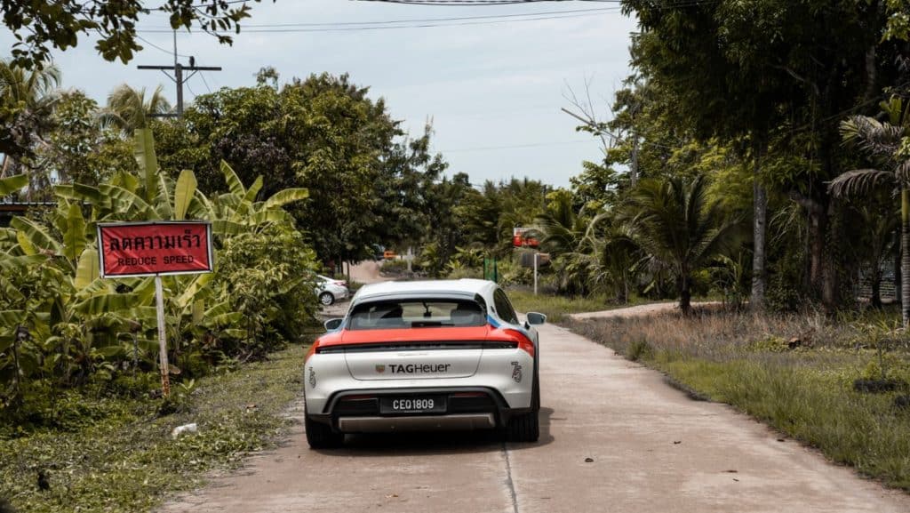 La Porsche Taycan stabilisce un nuovo record EV dopo aver percorso oltre 1.000 miglia in meno di 30 ore | Elettronauti.it
