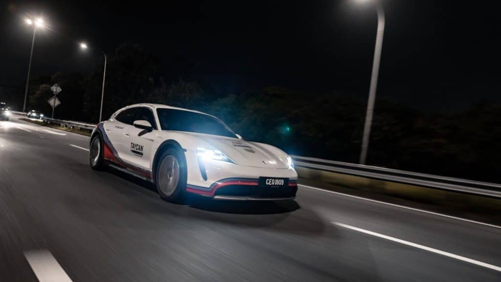 La Porsche Taycan stabilisce un nuovo record EV dopo aver percorso oltre 1.000 miglia in meno di 30 ore | Elettronauti.it