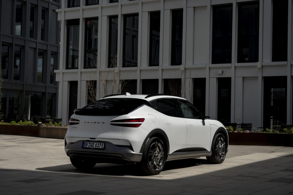 Genesis GV60 esterni | Elettronauti.it