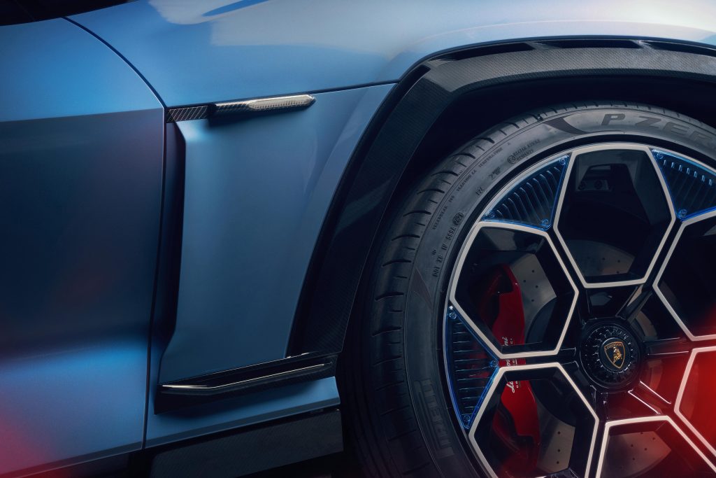 Lamborghini Lanzador dettaglio laterale anteriore| Elettronauti.it
