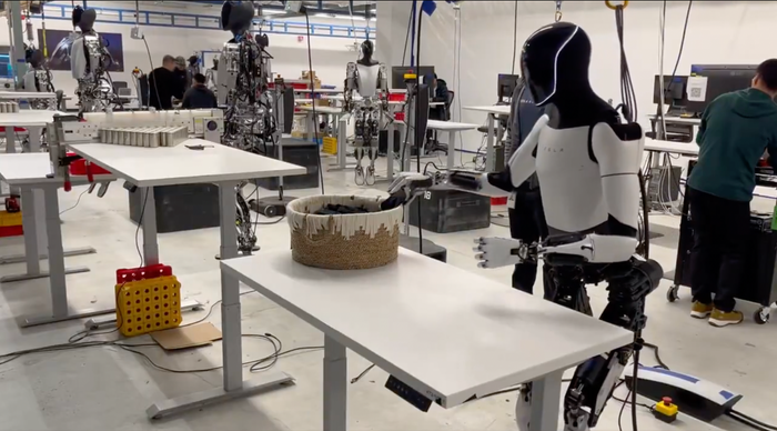 Musk ammette: nessun robot Optimus operativo in Tesla
 | Elettronauti.it