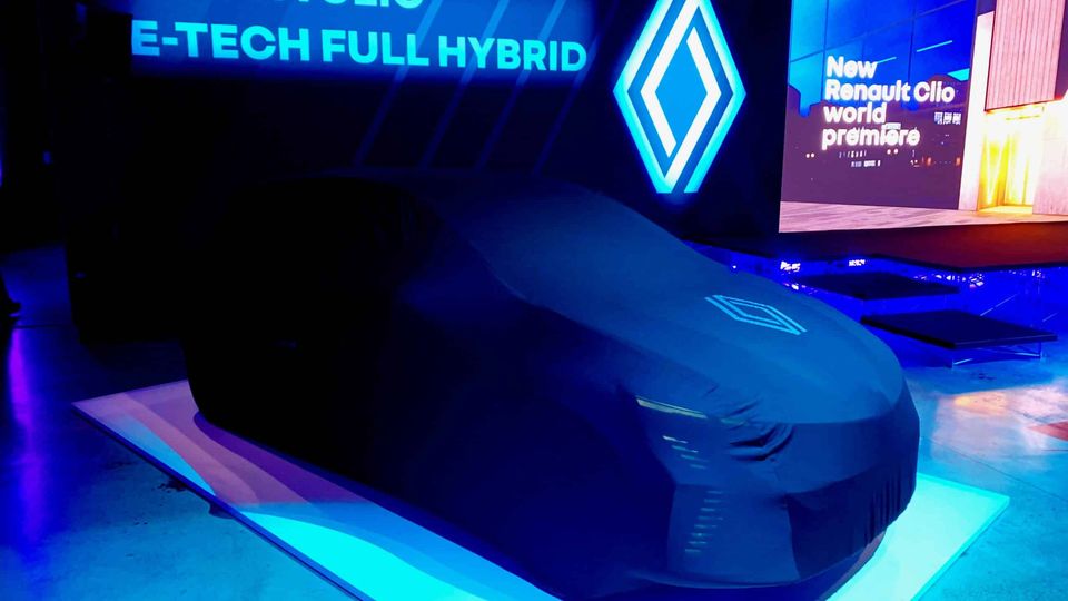 La "vera" nuova Clio E-Tech