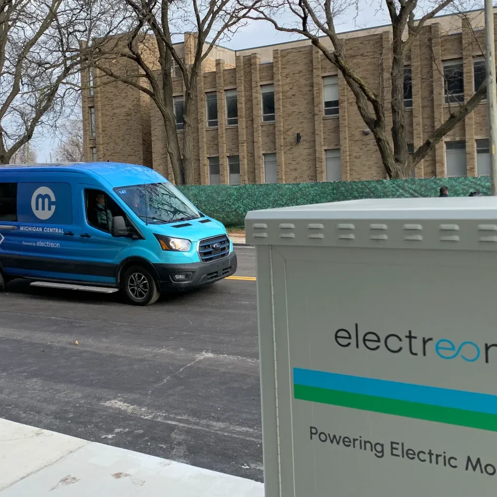 Michigan Electreon carreggiata di ricarica wireless EV | Elettronauti.it