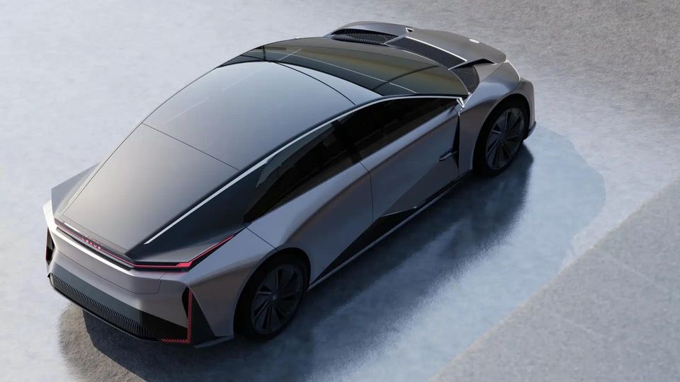 Lexus svela il futuro elettrico, del 2026