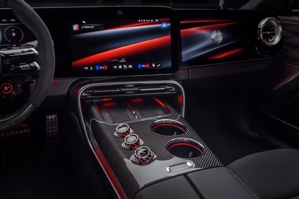 Mercedes-AMG GT 4-Door EV interni | Elettronauti.it