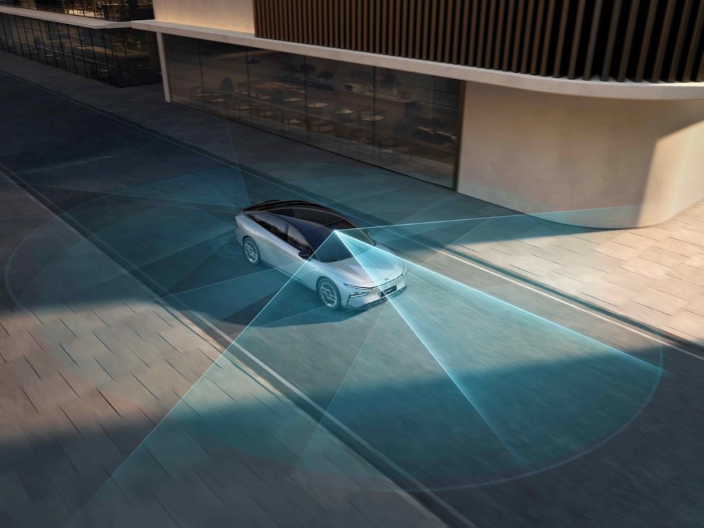 XPeng P7+: la nuova berlina elettrica sportiva con oltre 700 km di autonomia | Elettronauti.it