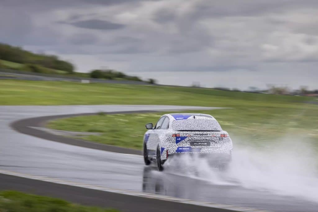 A390 Alpine: Ultimi test per la Sport Fastback | Elettronauti.it