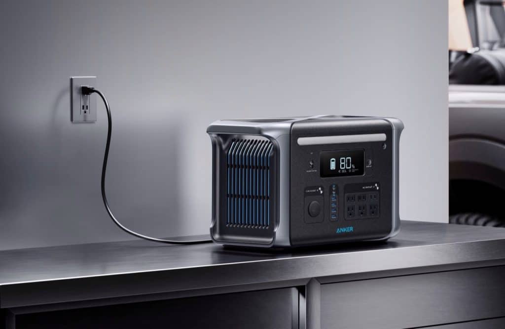 Anker 757 Anteriore in ricarica 1024x666
