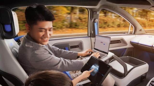 Baidu Apollo RT6 Robotaxi Sedili Posteriori