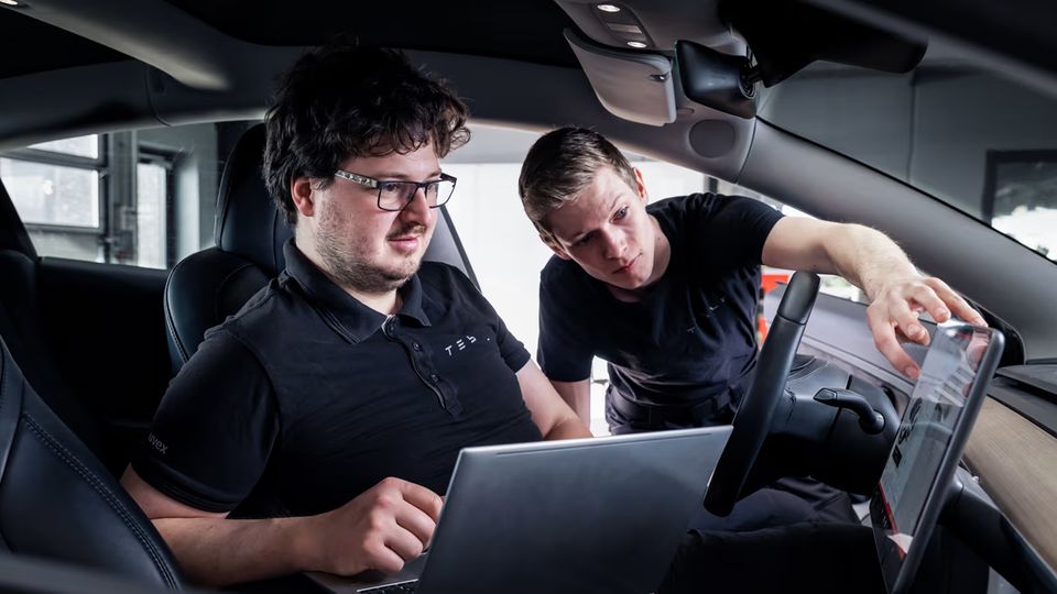 Tesla rilancia l’usato certificato