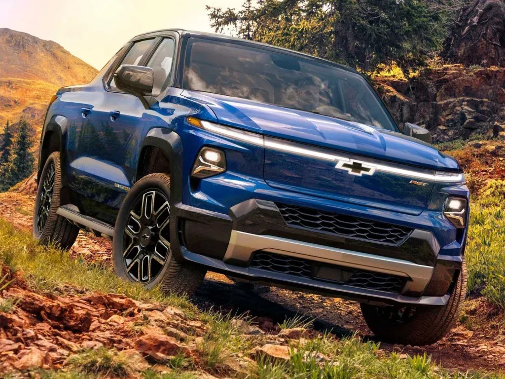 Chevrolet Silverado EV Anteriore