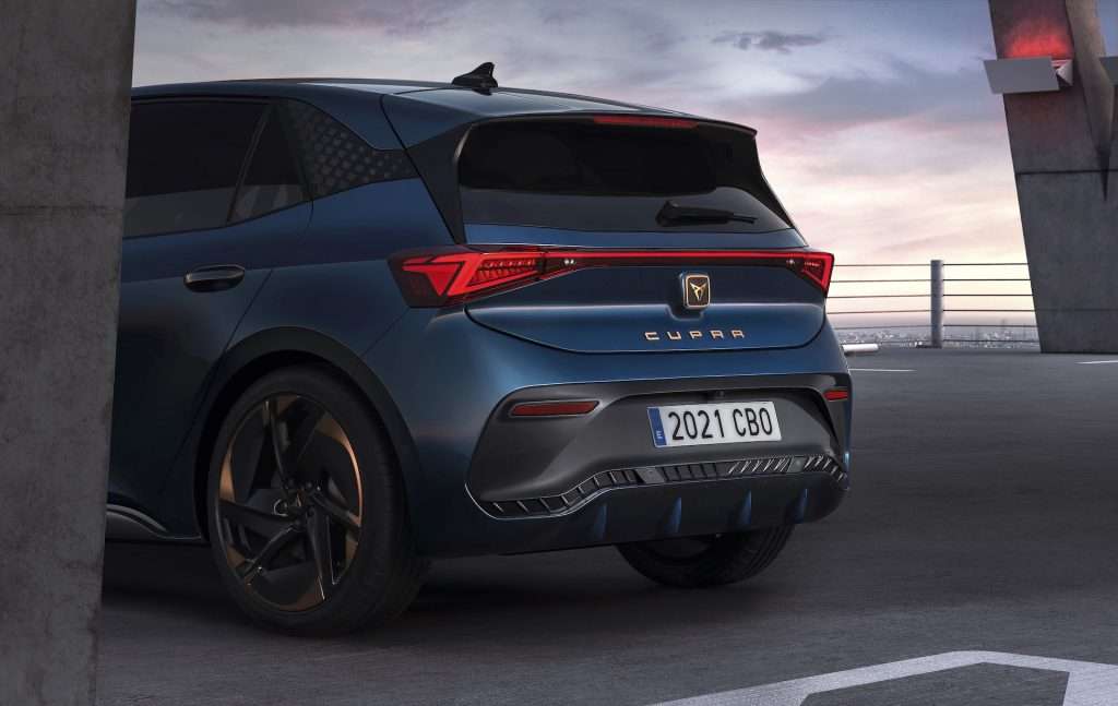cupra born baule