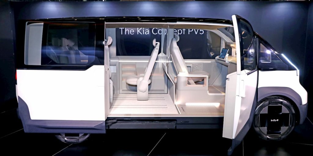 Primo sguardo all'interno del nuovo furgone elettrico di Kia | Elettronauti.it