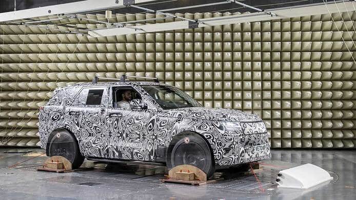 Land Rover Jaguar Laboratorio Test ad auto in corsa