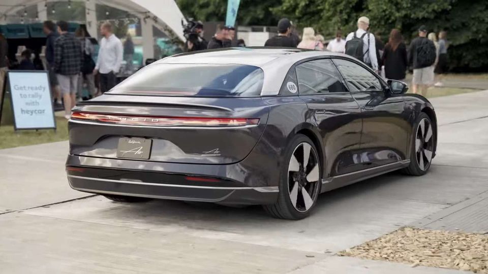 Lucid Air cronoscalata Goodwood