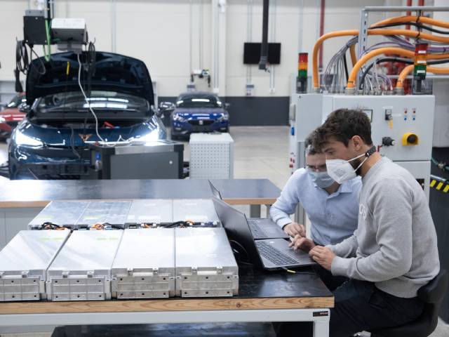 Materie prime auto elettriche